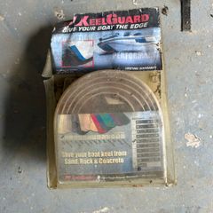 Hull protection strip heavy duty