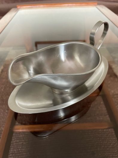 Retro Quality Viners Stainless Steel Sauce Boat and Tray