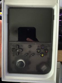 RETRO CONSOLE Game boy like retro console Ambernic RG40XXV