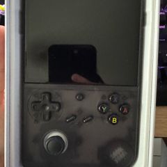 RETRO CONSOLE Game boy like retro console Ambernic RG40XXV