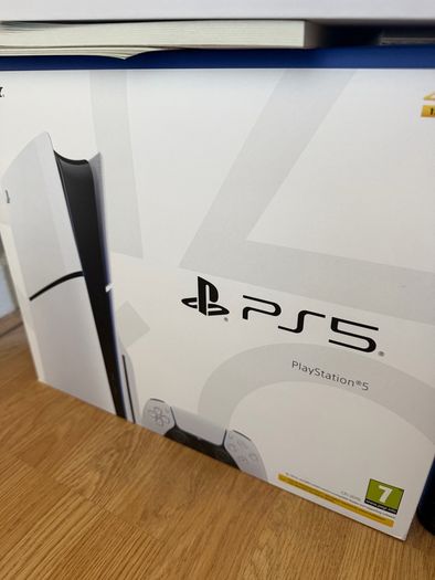 PlayStation Slim Bundle