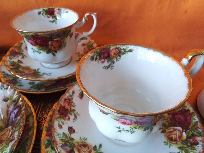 Four Good Royal Albert "Old Country Roses" Trio's