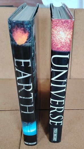 DK Universe & Earth Hardcover Bundle  Large Definitive Visual Guides