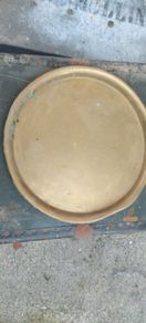 Vintage brass metal tray ,great patina ,,age ,,its old pub tray years ago before name brand trays  ,,buyer collects or pays postage thank you,,collectors item, sold as is
