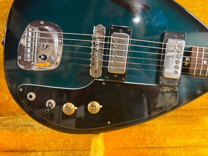 Honey Beatsound Teardrop Teal 1960's