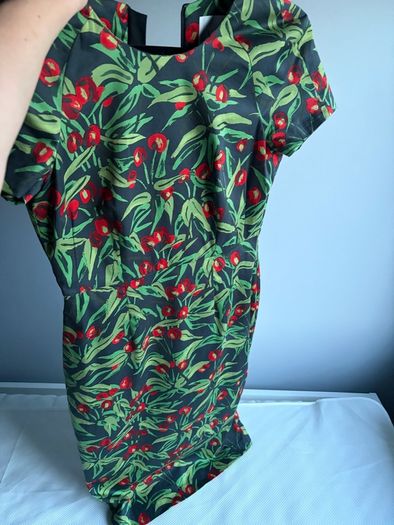 Gorgeous flattering pencil LK.Bennett dress uk8