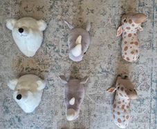 Childrens wall mounted stuffed animal