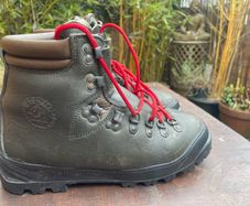 Gronell size EU 41 or UK 7