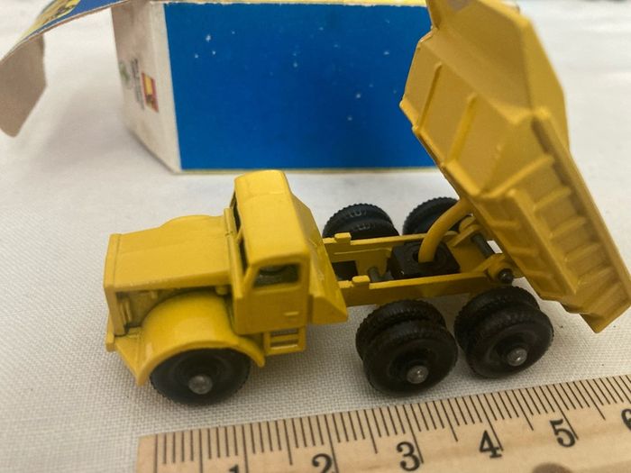 Matchbox 6. Euclid quarry truck. 1963. Mint in box.