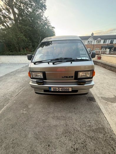 Toyota light ace 1988