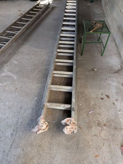 Aluminum Extension Ladder