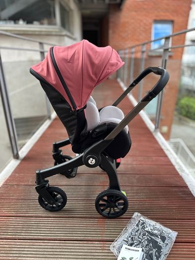 Brand new car seat / stroller / pram