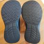 Size 10 (17 cm) Skechers trainers Image 3