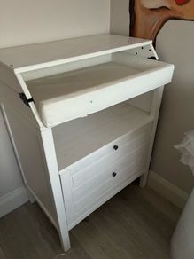 White Baby Changing Unit with Drawers & Changing Mat