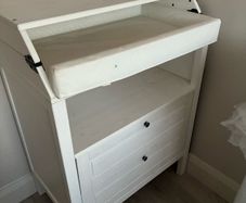 White Baby Changing Unit with Drawers & Changing Mat