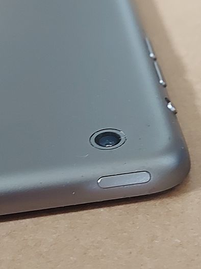 Apple Ipad Mini 1st Generation, 16GB, Black, Activation Locked, in very good cosmetic condition