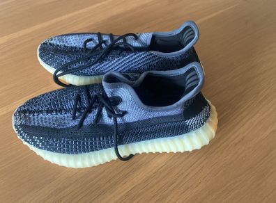 adidas yeezy size 11