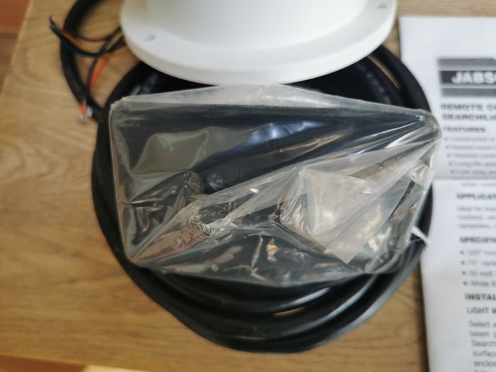 Remote control searchlight, brand new, 12volt Jabsco