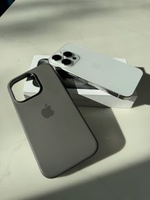 iPhone 15 Pro 128GB White Titanium SIM free with protective glass and new case
