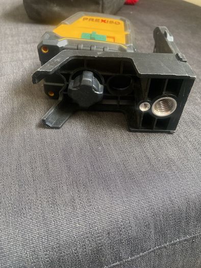 green beam self-levelling cross line laser
