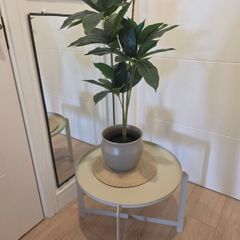 JYSK metal end table - Like new
