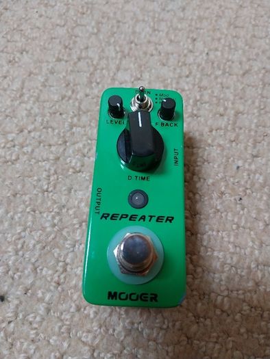 mooer digital delay pedal