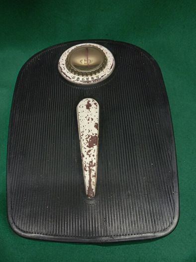 Vintage 1950s Fish Eye-Bathroom Scales ( SLATER  NO 206 )