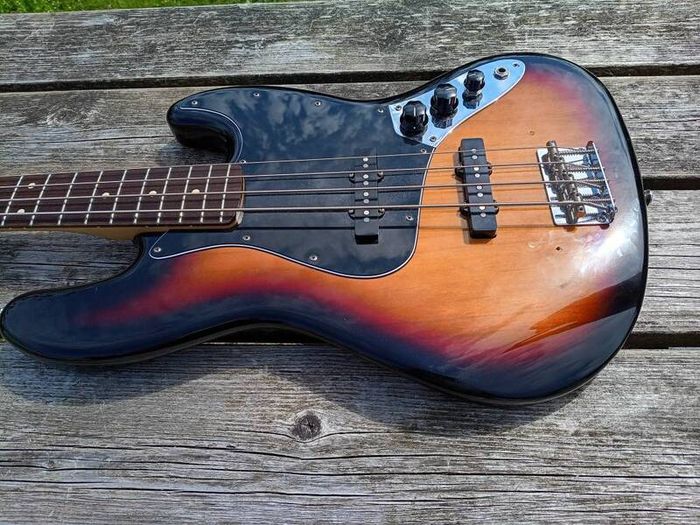 Fender jazz bass