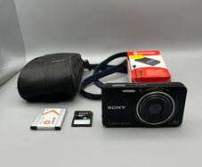 Sony DSC-W570 16.1MP Digital Camera Black - Full Kit