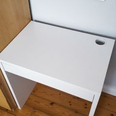 Child's desk