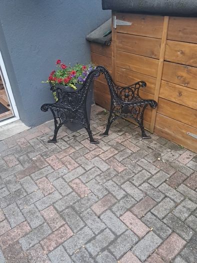 Garden bench ends