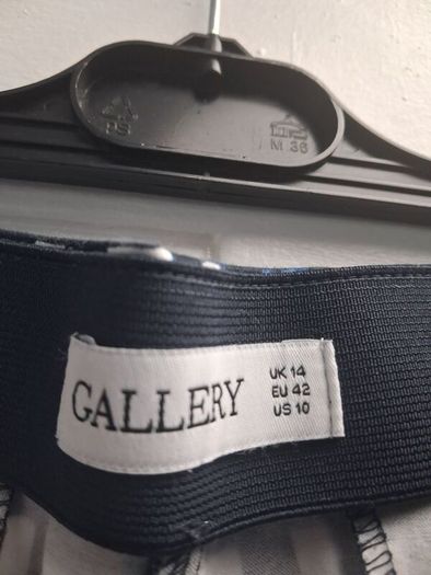 Ladies trousers