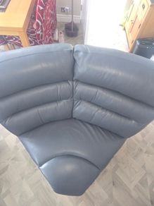 Corner sofa seat section