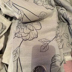 Fully lined  eyelet curtains.