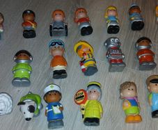 22 ELC  happyland figures, childern, astronauts, robot, animals and various  professionals