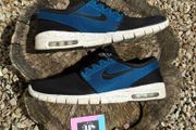Rare Nike SB Air Max Black Navy Mesh