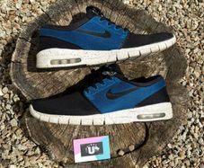 Rare Nike SB Air Max Black Navy Mesh