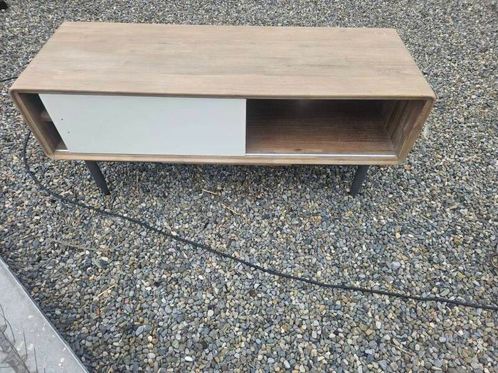 tv unit