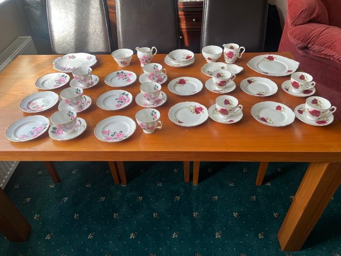 China Tea Sets x 3 - Bundle