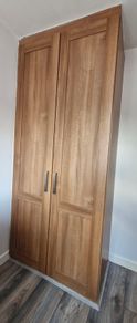 Wardrobe. Build in. FREE.