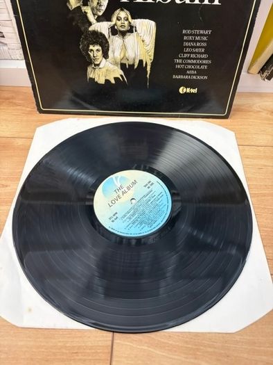 Various Artists - The Love Album [Vinyl]