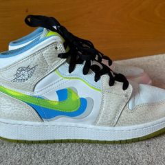 Air Jordan 1 Mid SE GS Warped Swoosh Trainers UK 5.5