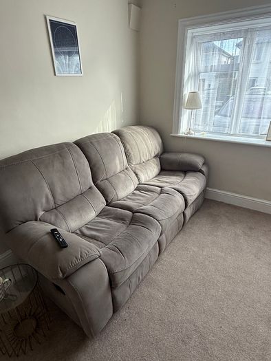 3 Seater Recliner Couch