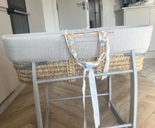 Baby Moses Basket and its stand