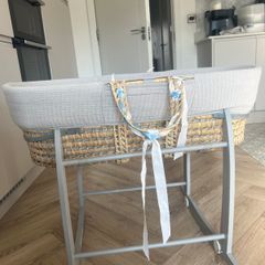 Baby Moses Basket and its stand