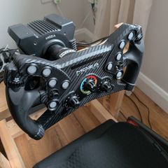 Moza R9 + Moza CRP2 Loadcell Pedals + KS Formula Wheel