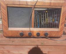 Pye radio