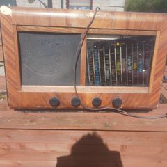 Pye radio
