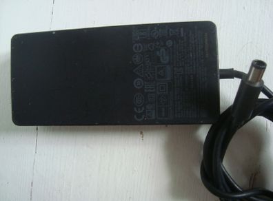 Genuine Microsoft Model 1749 Power Supply 15V 6A 90W Charger