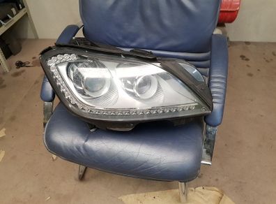 Mercedes W218 Cls Class Xenon Headlight Genuine P/n A218 820 86 61